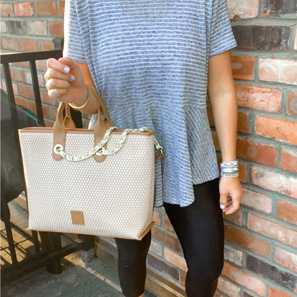 Naturalizer tote - Picture 5 of 15